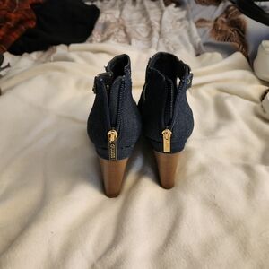 GUESS Women's Blue Ankle Wedge Sandals